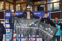 Florian Lombardo Champion de France de Snowboard FSGT 2020 et Elliot Pons Vandervoorde médaille de bronze au classement Scratch